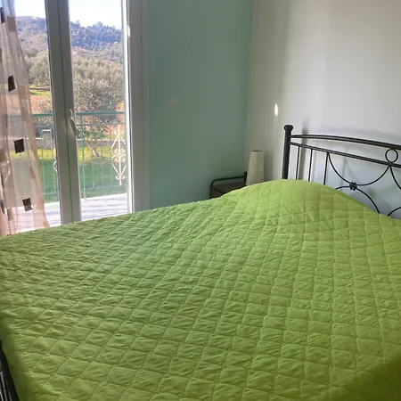 Lägenhet Ammodares Lixouri